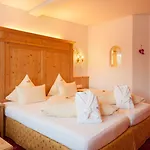 Bergkristall Hotel