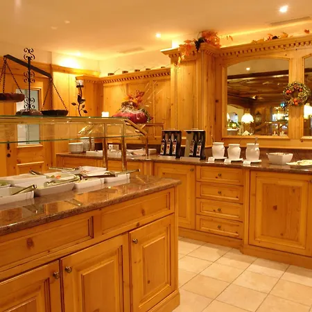 Bergkristall فندق سيلبيرتال