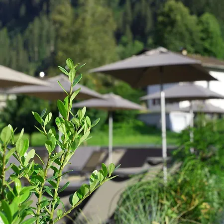 Hotel Bergkristall 4*