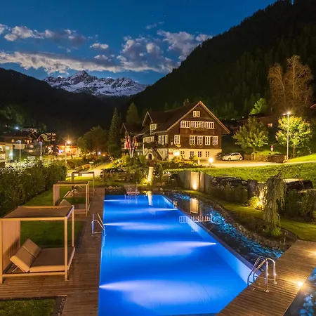 Bergkristall Hotel 4*