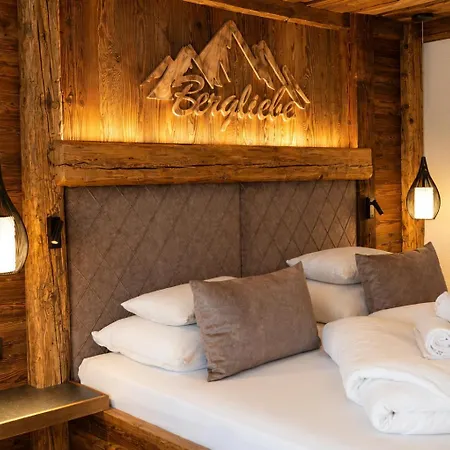 Hotel Bergkristall 4*